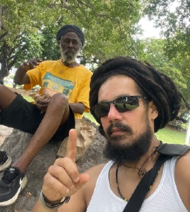 Rivas (right) and Sangie Davis (Contributed photo)