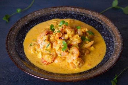 Bowl of shrimp prawn curry