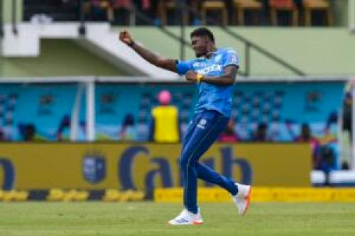 GEORGETOWN, GUYANA - SEPTEMBER 21: Alzarri Joseph of Saint Lucia Kings celebrates the dismissal of Quinton de Kock of Barbados Royals during the Men's 2024 Republic Bank Caribbean Premier League match 22 between Saint Lucia Kings and Barbados Royals at Guyana National Stadium on September 21, 2024 in Providence, Guyana. (Photo by Randy Brooks/CPL T20 via Getty Images)
