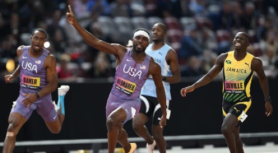 Oblique Seville (right) finished second in the men’s 100m at the World Athletics Ultimate Championships behind winner Kenneth Bednarek (centre) of the USA.