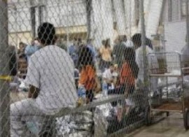Illegal migrations held in a deportation center in the United States (File Photo)