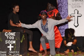 A scene from Decarteret College’s production MiNuh Si MiNuh Hear.