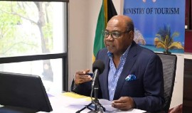 Minister of Tourism Edmund Bartlett