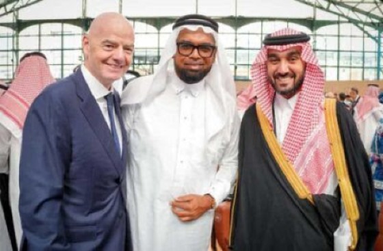 His Royal Highness Prince Abdulaziz Bin Turki Bin Faizal Al Saud (right), Saudi Arabia’s Minister of Sport; FIFA President Gianni Infantino (left) and President of Guyana Dr. Irfaan Ali in Riyadh, Saudi Arabia.