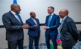UNDP Administrator Alexander De Croo (2nd right) speaking with (from left) PIOJ Director-General, Dr Wayne Henry; Minister of Industry, Investment and Commerce, Senator the Honourable Aubyn Hill and UNDP Resident Representative Dr Kishan Khoday.